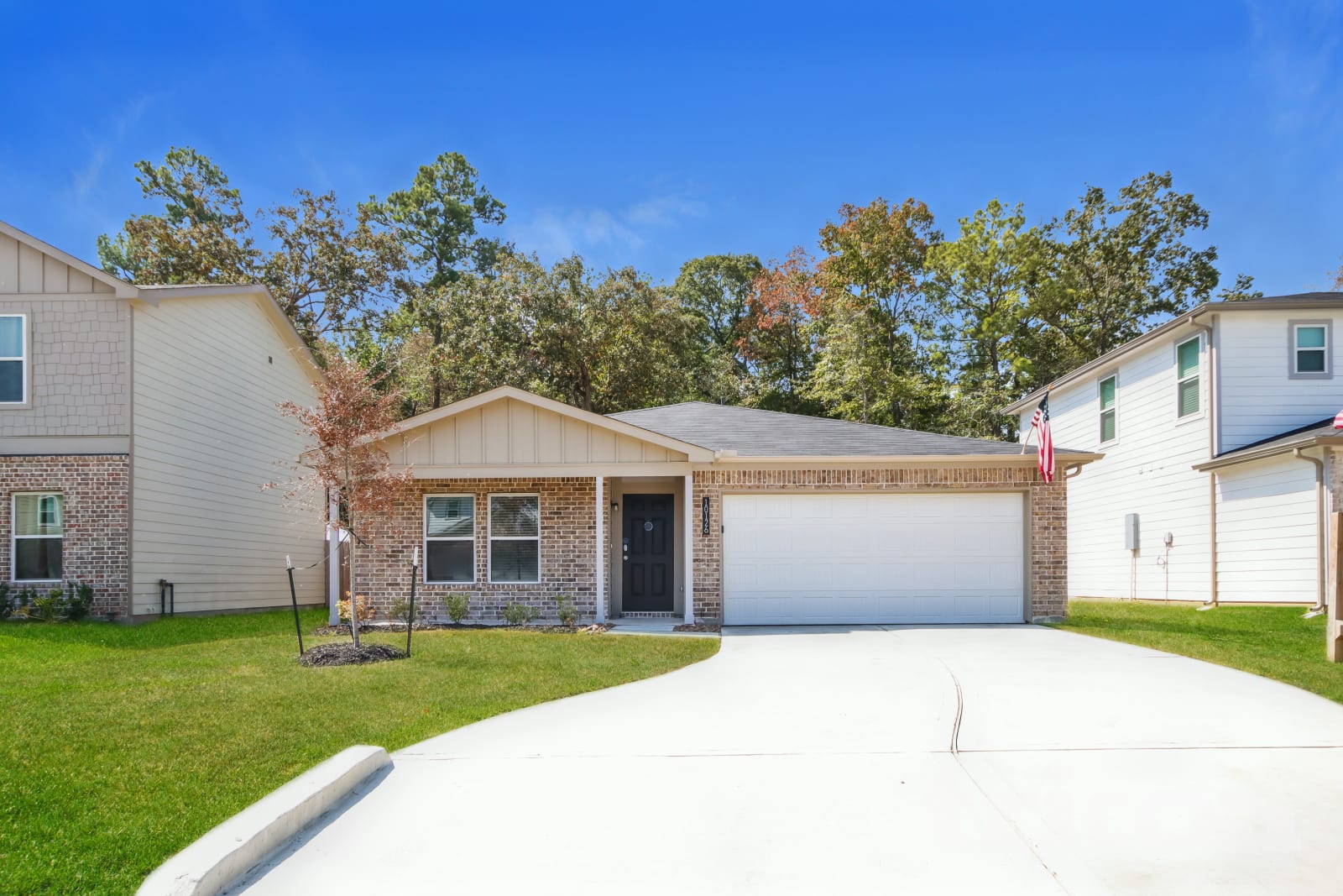 4 Bedroom House – 10126 Cerritos Drive, Conroe, TX, 77306-2238