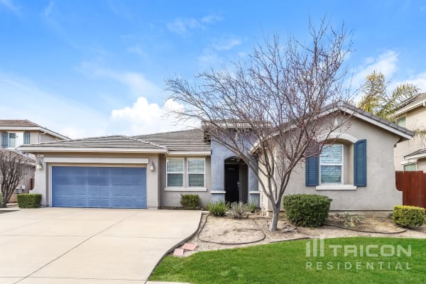 4879 Snowy Egret Way Oakley CA - Tricon Residential