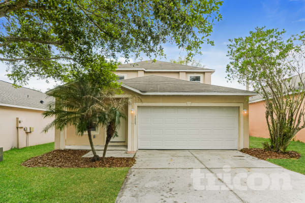 32437 Fish Hook Loop Wesley Chapel FL | Tricon
