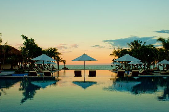 인생샷 찍기에 좋은 메인 수영장.