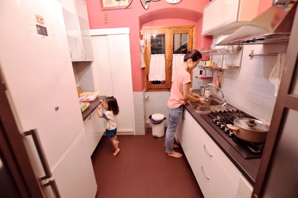 한식파 아기를 위해 주방은 필수