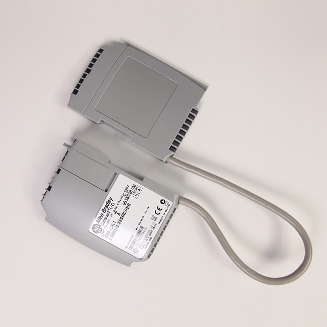 CMPLX 0.3 m Right to Left Bus Exp Cable