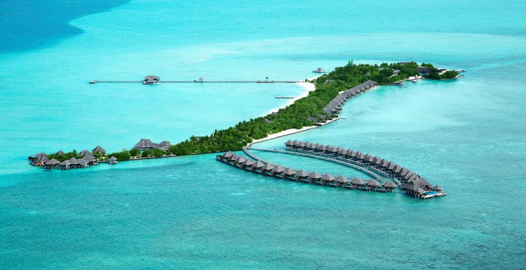 Top 5 Luxury Resorts in Maldives for the Ultimate Honeymoon Experience 3 Taj Exotica