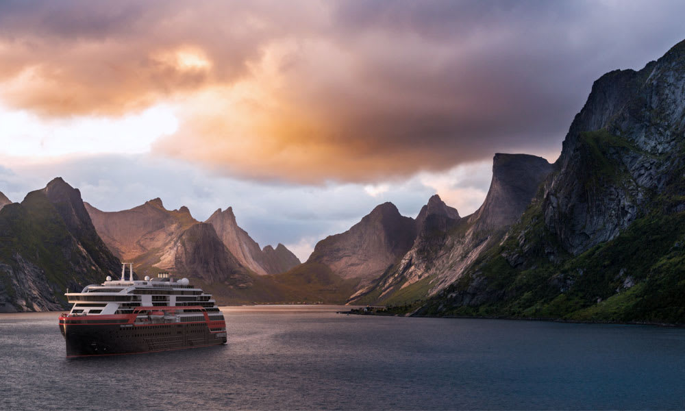 Norway in July - A Summer Wonderland of Festivals and Natural Splendor 4 Nærøyfjord Cruise