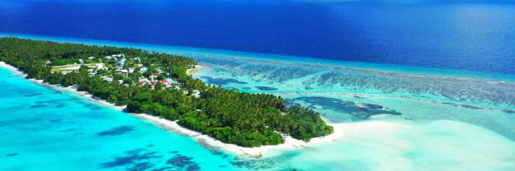 Maldives: A Guide to the 5 Best Beaches and Snorkeling Spots 4 Fulhadhoo Beach