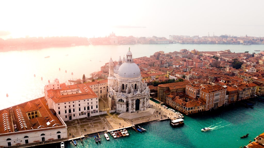 Discover the Best of Italy: A Guide to Rome, Florence, and Venice 1 Venice, Italy
