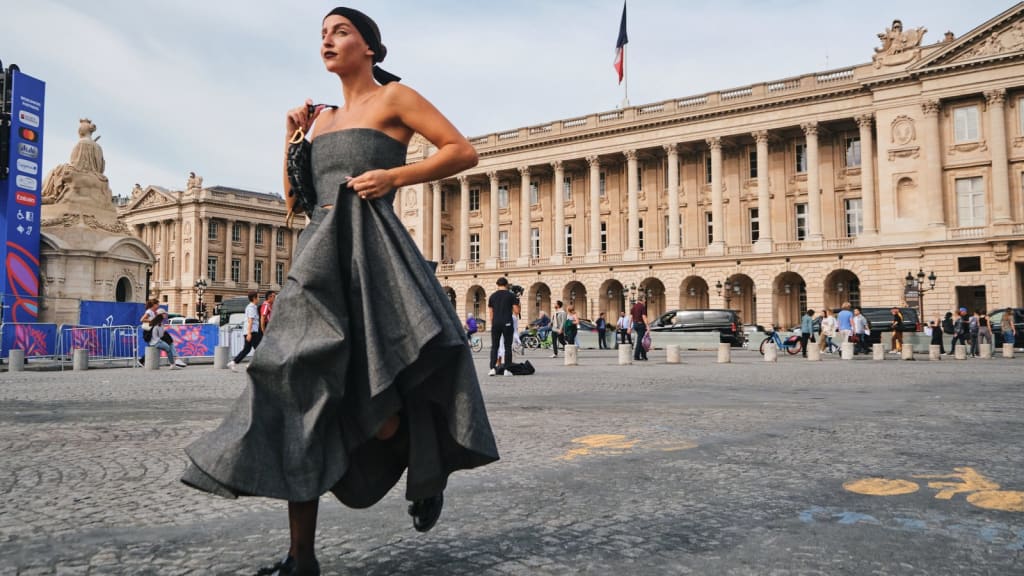 France in January: A Breathtaking Winter Wonderland 5 Paris Fashion Week