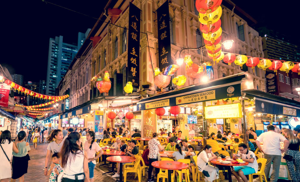 Marina Bay Sands and Clarke Quay: Discover the 4 Best of the Food and Nightlife in Singapore 3 The Chinatown