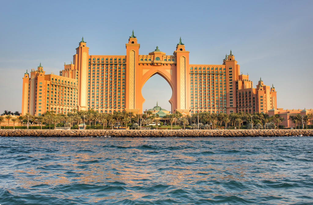 Dubai in February: A Mesmerizing Winter Wonderland 3 Atlantis