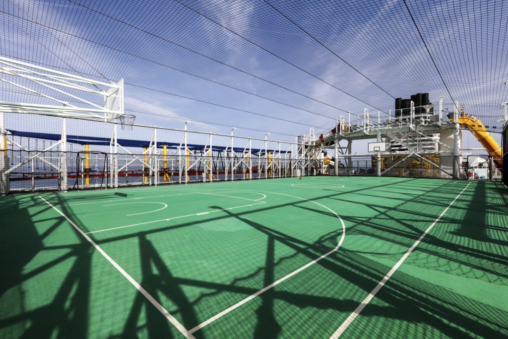 Resorts World Cruises: An Enchanting Guide to 3 World-Class Destinations and Experiences 3 Sportsplex as one of the world-class amenity in Resorts World Cruises
