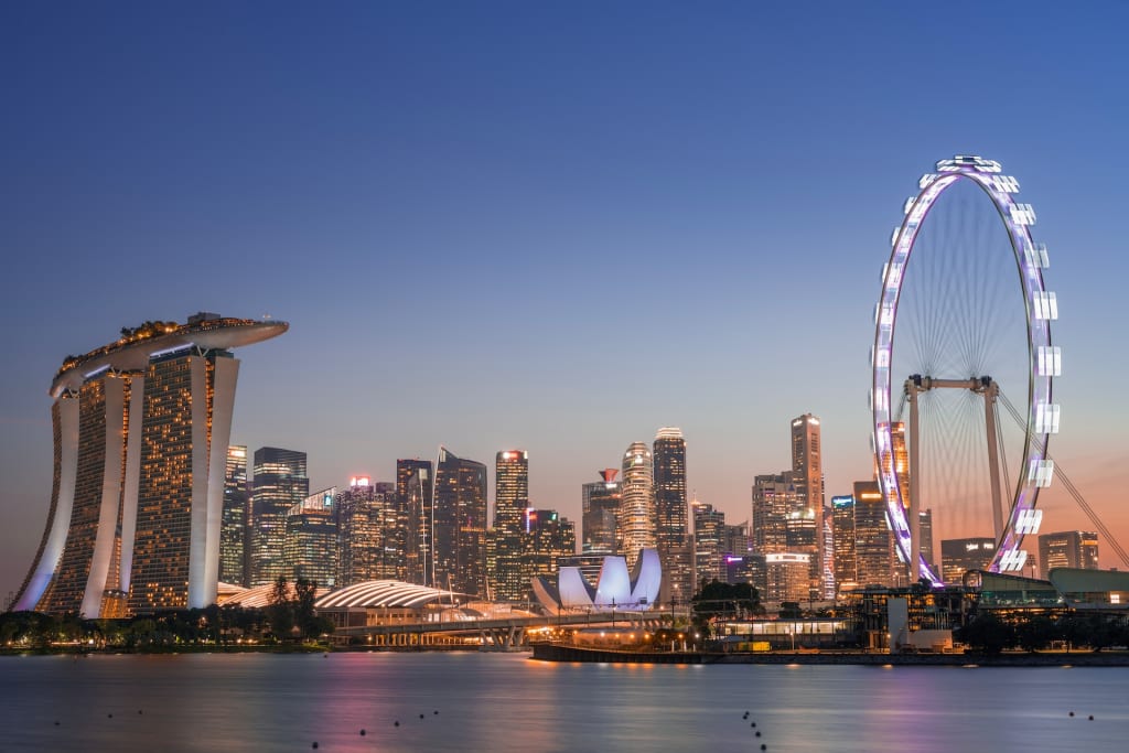 Discover the 2 Best of Singapore's Shopping and Architecture: Marina Bay and Orchard Road 2 Marina Bay