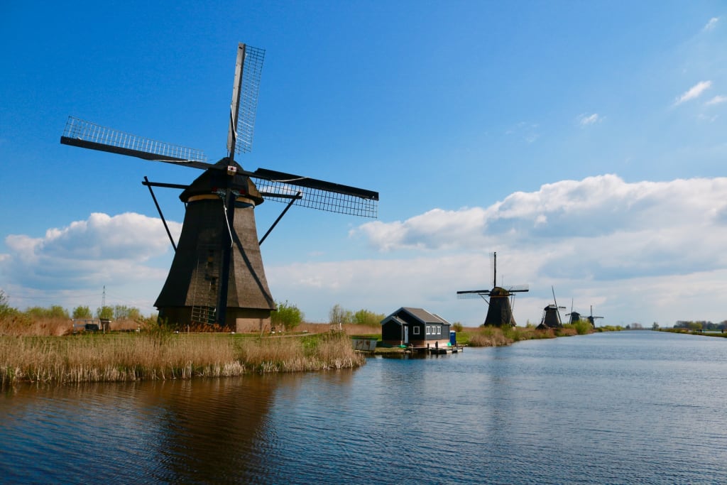Discover the 7 Best of the Netherlands: A Guide to Tulips, Windmills, and Cheese 4 Kinderdijk