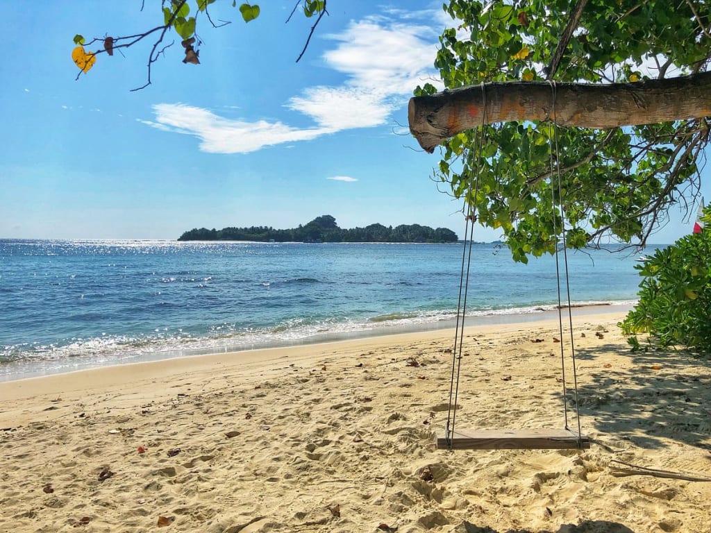 Maldives: A Guide to the 5 Best Beaches and Snorkeling Spots 2 Bikini Beach, Rasdhoo Island