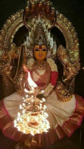 Navaratri Celebrations All Across India! 5 things-to-do-in-navaratri