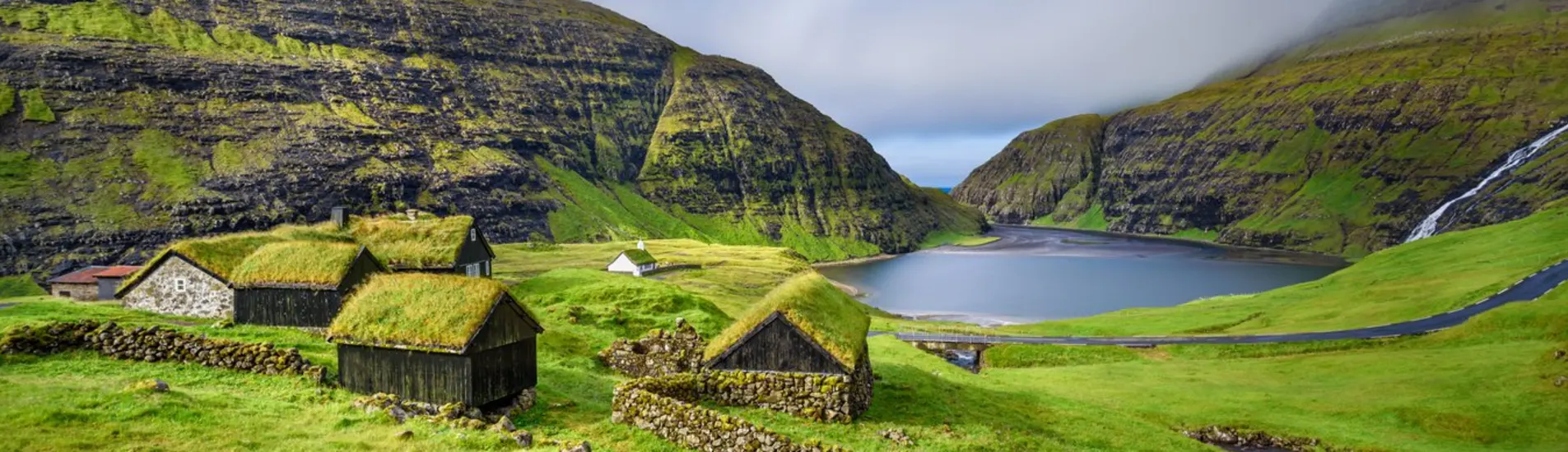 Longyearbyen - Sorvagur uçak bileti