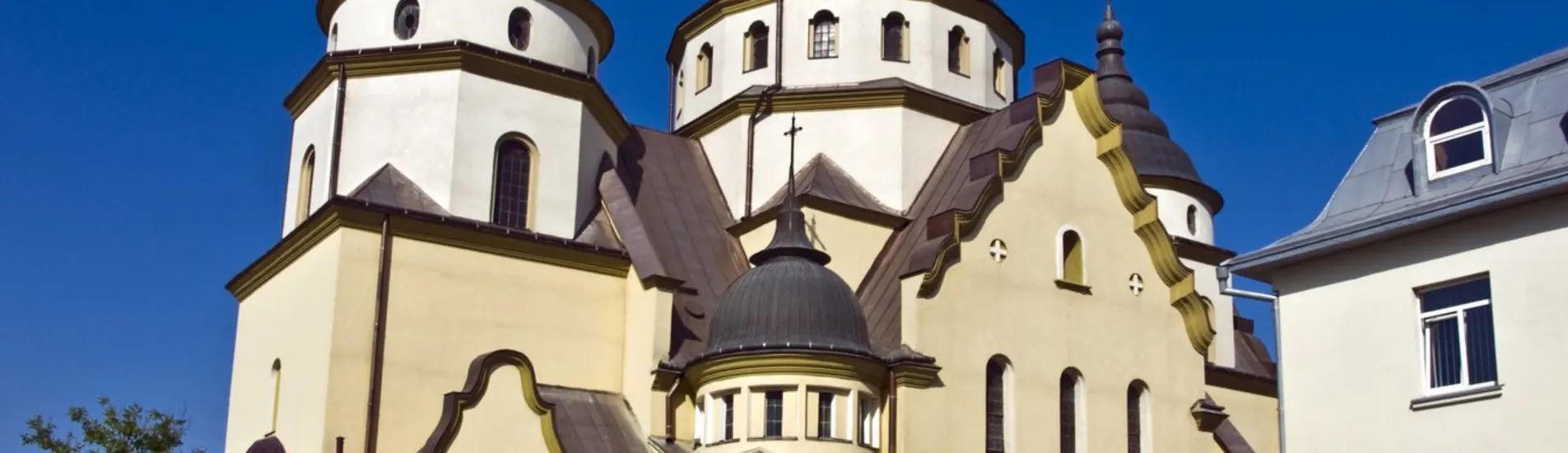 İvano-Frankivsk uçak bileti