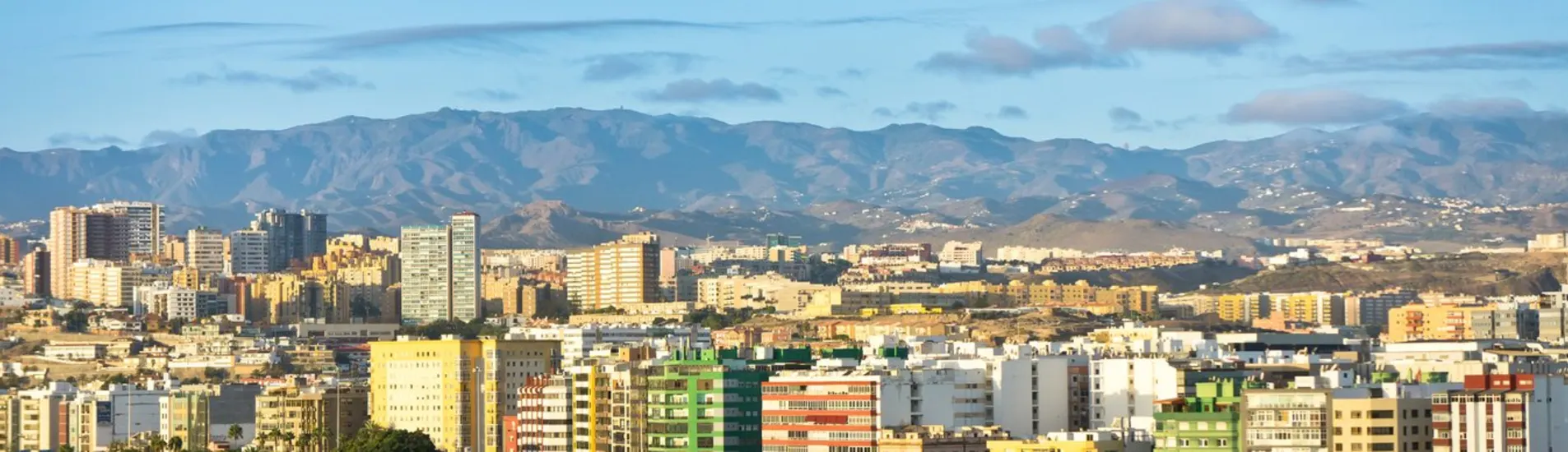 Sevilla - Büyük Kanarya uçak bileti