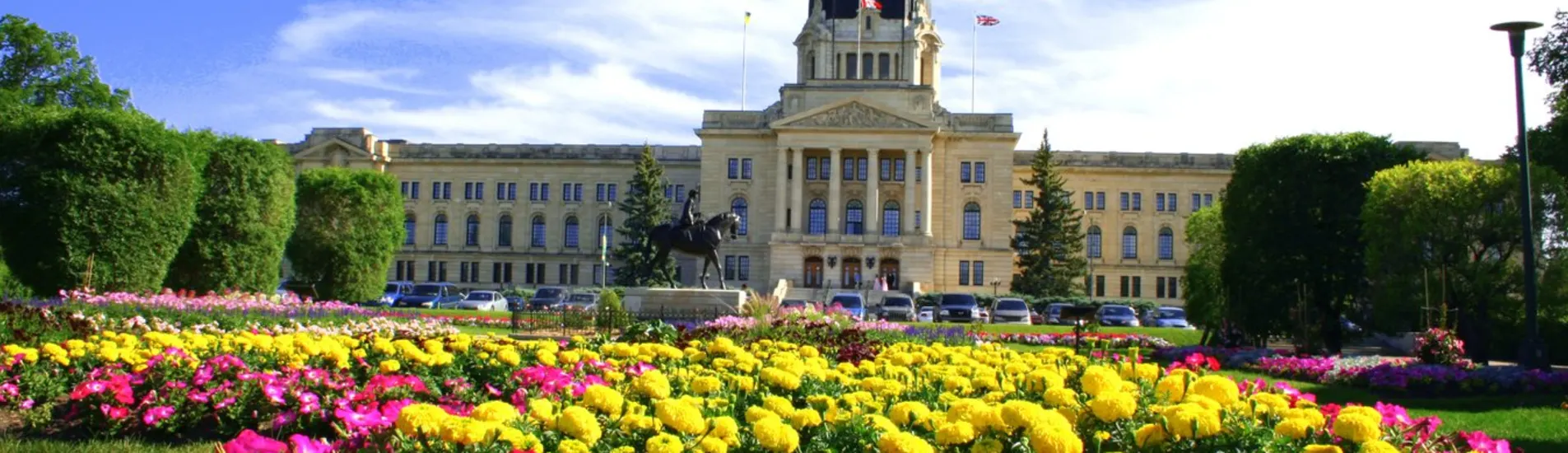 Powell River - Regina uçak bileti