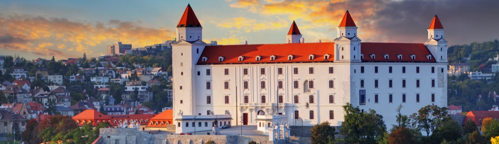 Bratislava uçak bileti