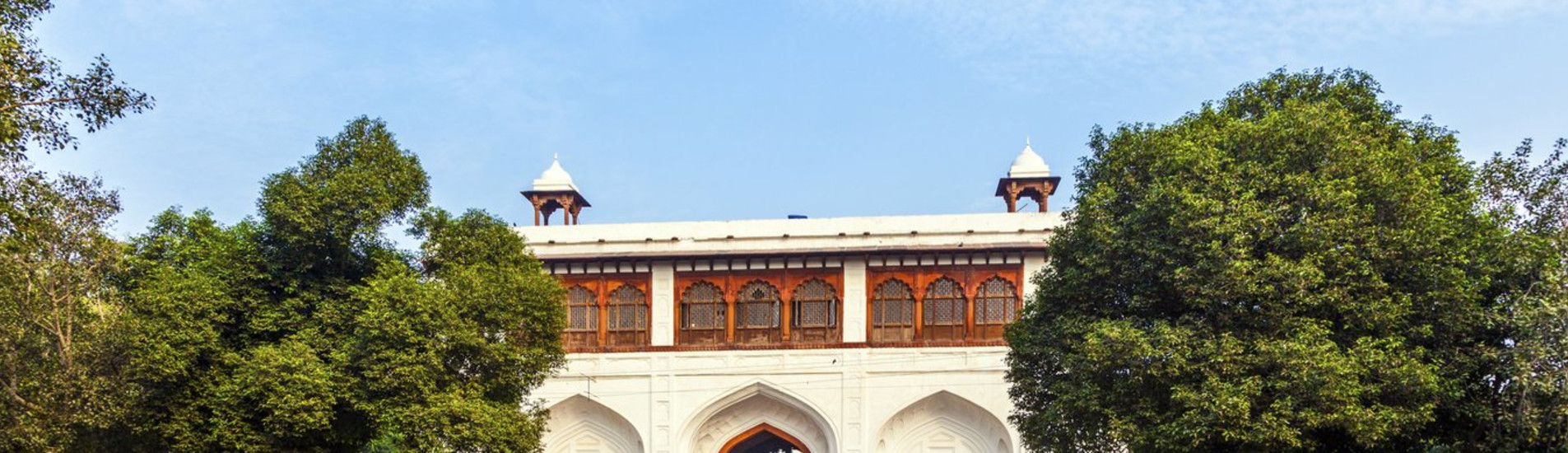 Feyzabad uçak bileti