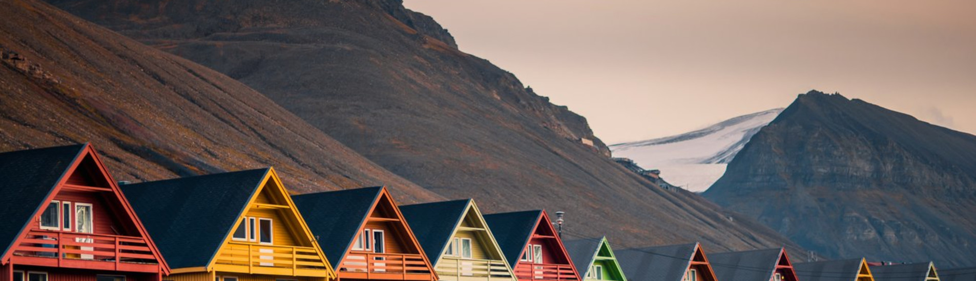 Longyearbyen uçak bileti