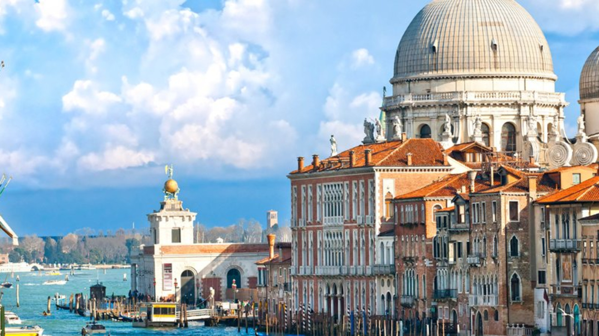 Venedik uçak bileti