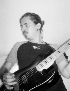 foto Hollow Empty Minds