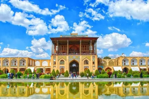Half of the World in One Day — Isfahan