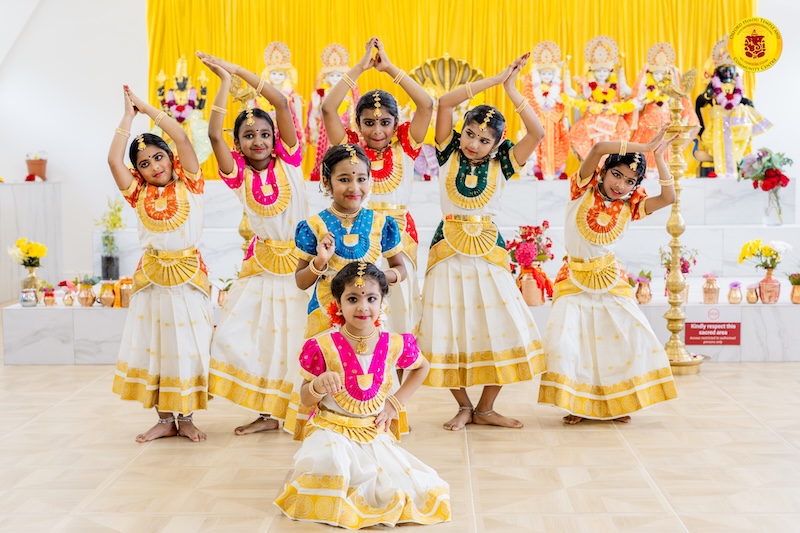 Grand Opening celebrations at Oxford Hindu Mandir