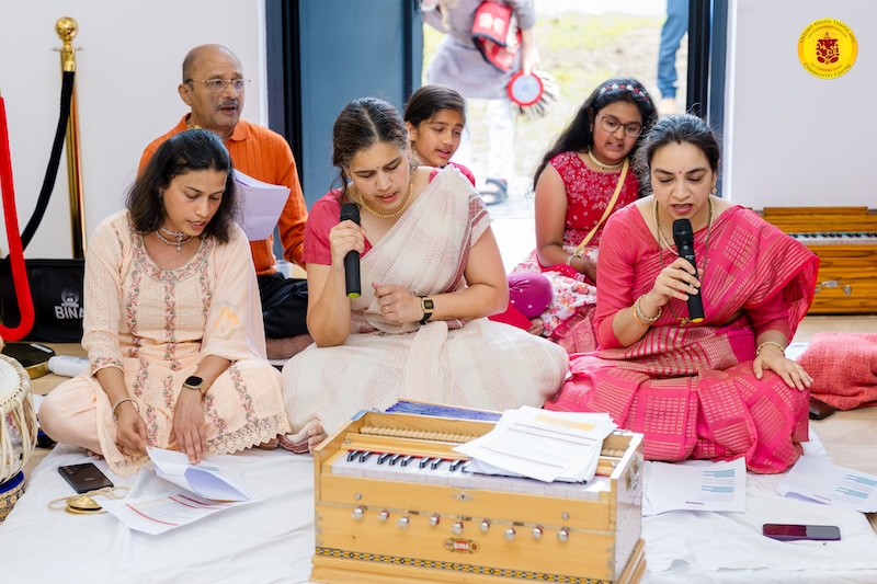 Grand Opening ceremony at Oxford Hindu Mandir