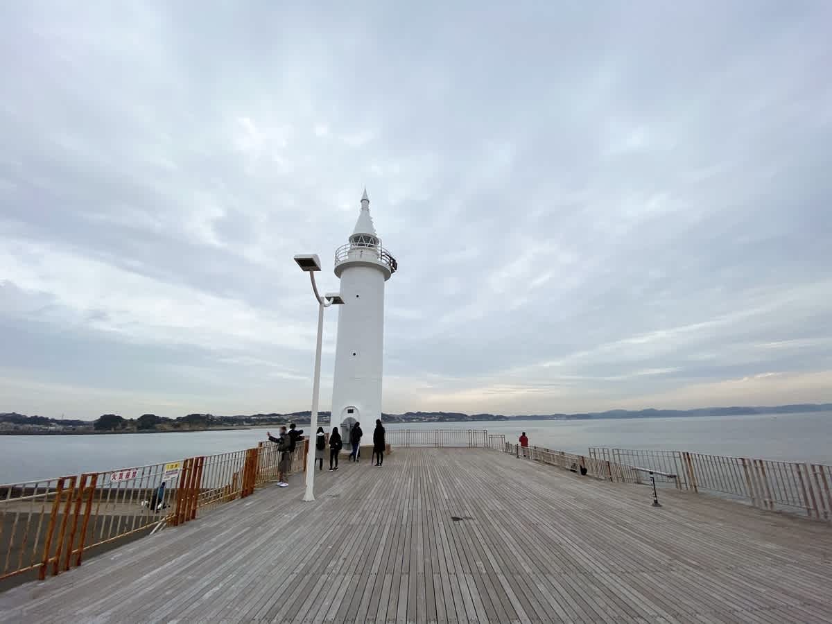 https://res.cloudinary.com/trpfrog/blog/enoshima-walk/20201229184332