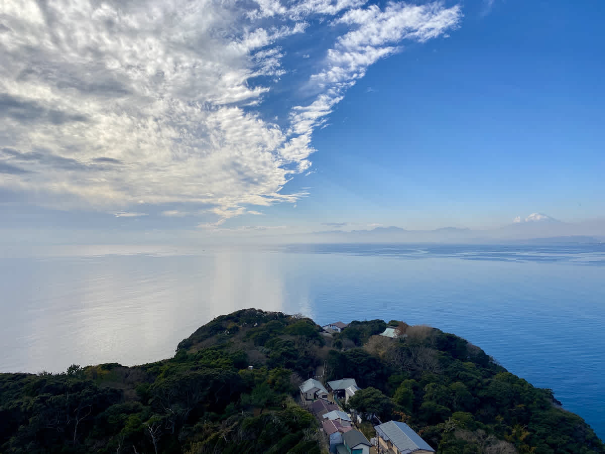 https://res.cloudinary.com/trpfrog/blog/enoshima-walk/20201229221933