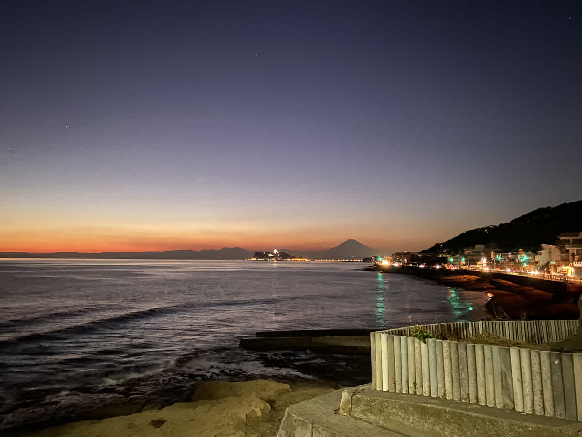 https://res.cloudinary.com/trpfrog/blog/enoshima-walk/20201230041940