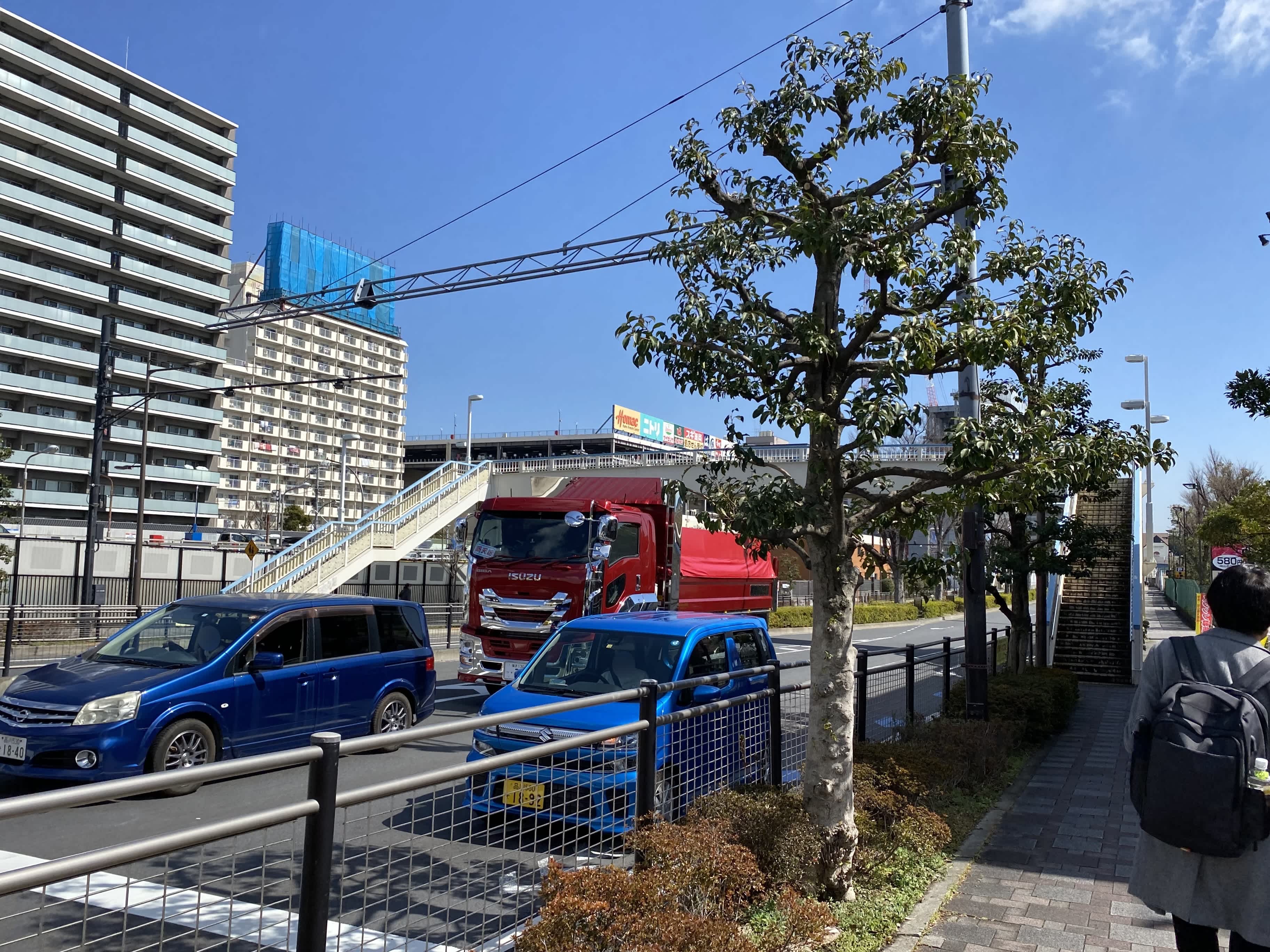 https://res.cloudinary.com/trpfrog/image/upload/v1647432542/blog/haneda-tokyo-tower/85AC5897-172B-4318-B978-805C653F364E_1_201_a.jpg