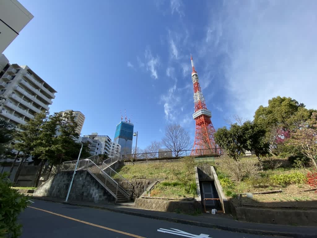 https://res.cloudinary.com/trpfrog/image/upload/v1647439674/blog/haneda-tokyo-tower/8CBE8ACD-1C7F-489E-A26F-BD2470B76DA8_1_105_c.jpg