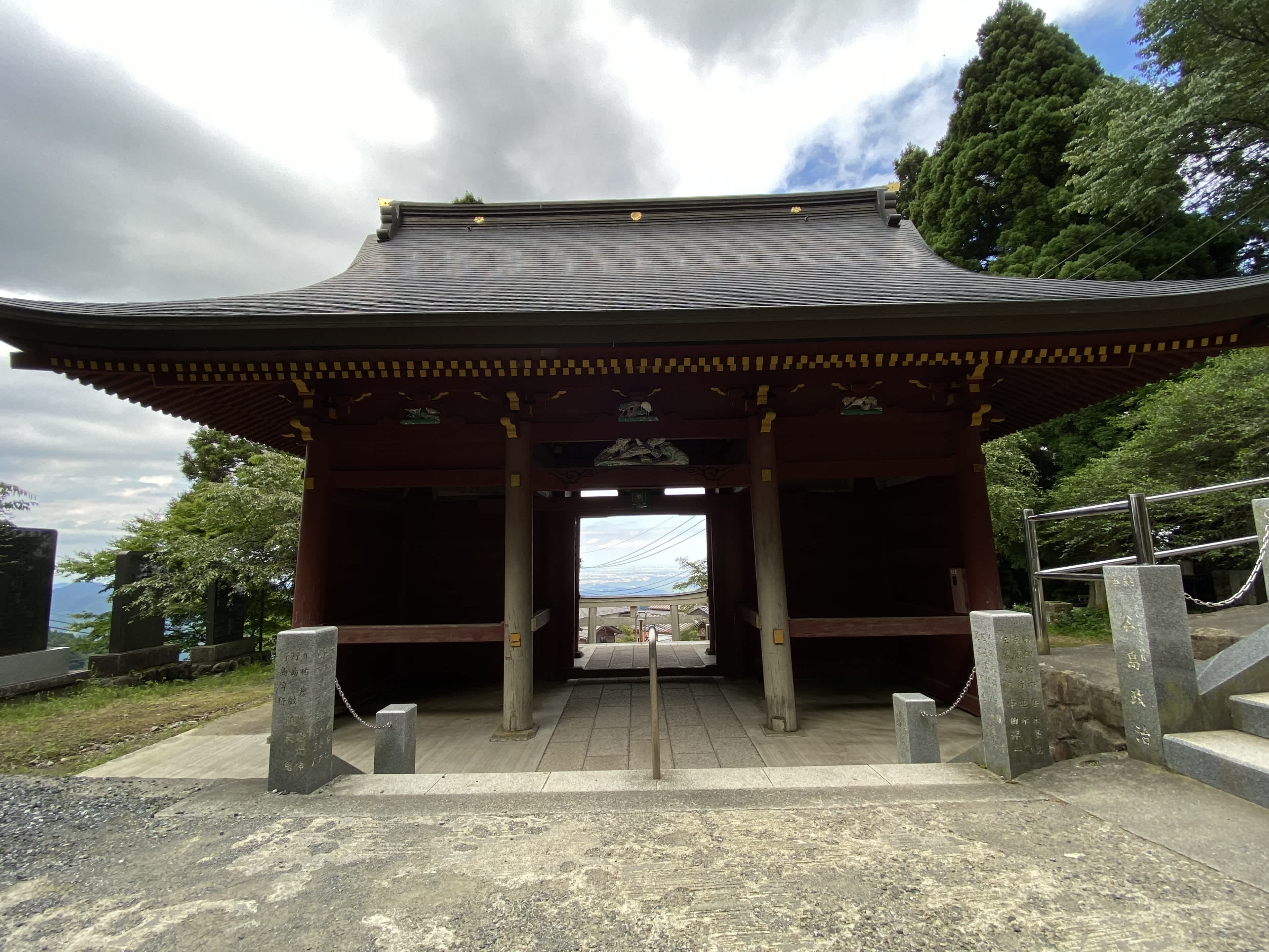 https://res.cloudinary.com/trpfrog/image/upload/v1661078325/blog/mt-mitake-otake/8DF2F36E-BBCD-4387-B7D7-2165F02D5BD7_1_201_a.jpg