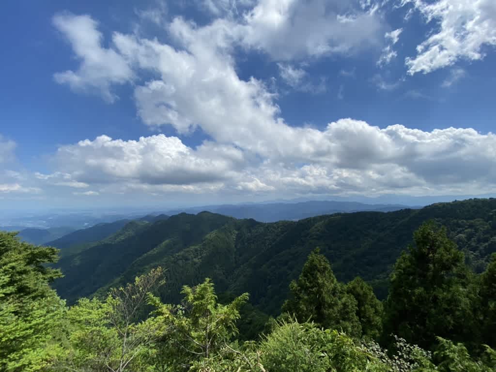 https://res.cloudinary.com/trpfrog/image/upload/v1661078128/blog/mt-mitake-otake/AADF7C01-88E2-4F94-A6E0-D57D84EE1489_1_105_c.jpg