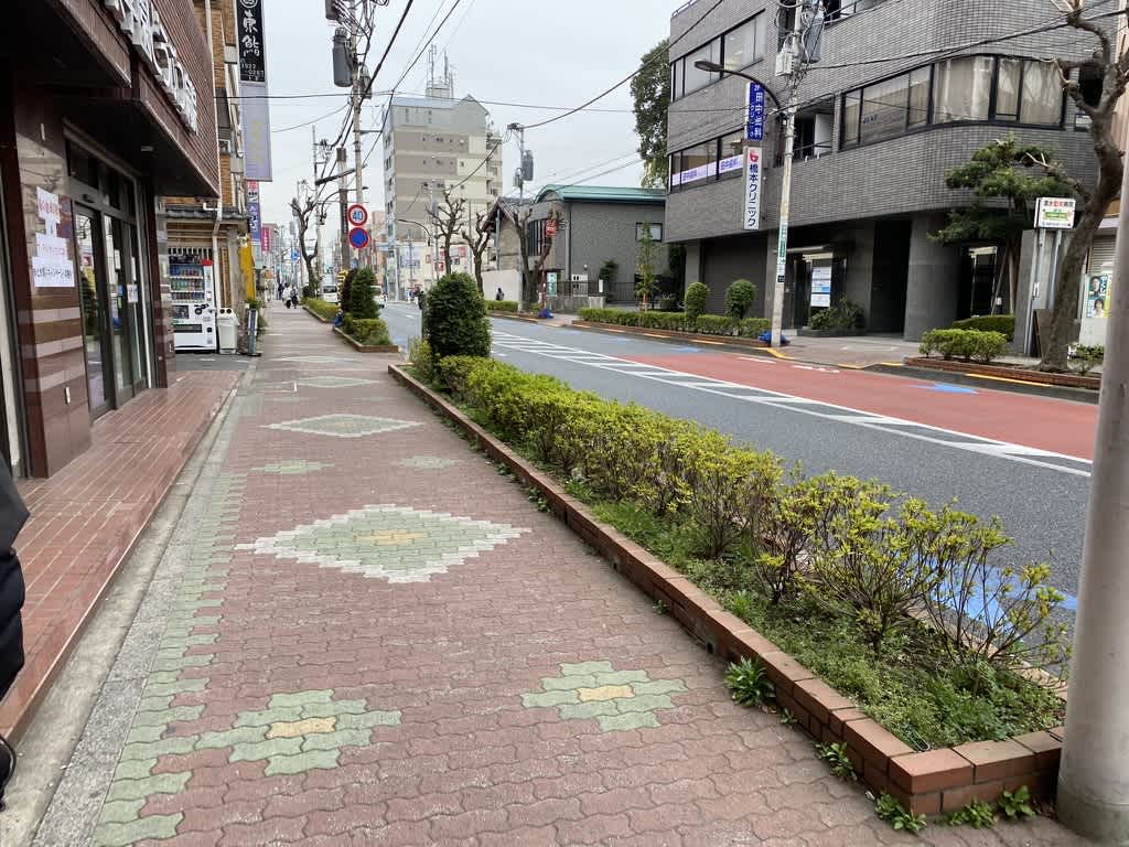 https://res.cloudinary.com/trpfrog/image/upload/v1648643073/blog/omiya-walk/71C842B4-8BE1-4CE4-9F17-26DD9A2883F4_1_105_c.jpg
