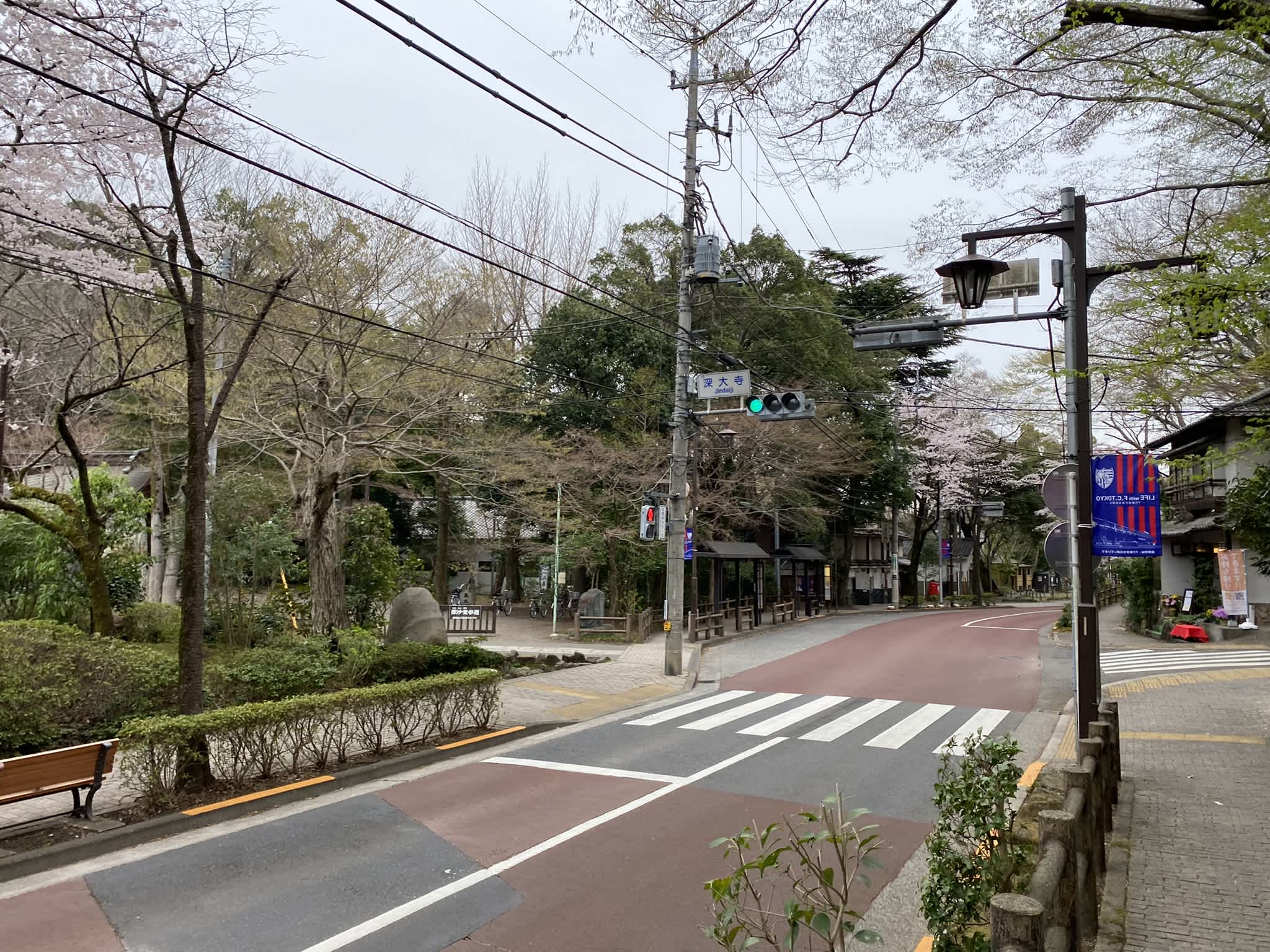 https://res.cloudinary.com/trpfrog/image/upload/v1648641411/blog/omiya-walk/9D4B595A-7066-4FB2-BD28-6F2603DD4D06_1_102_o.jpg