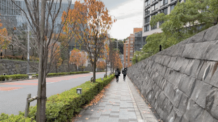 https://res.cloudinary.com/trpfrog/image/upload/v1670677594/blog/skyscraper-walk/kyousou.gif