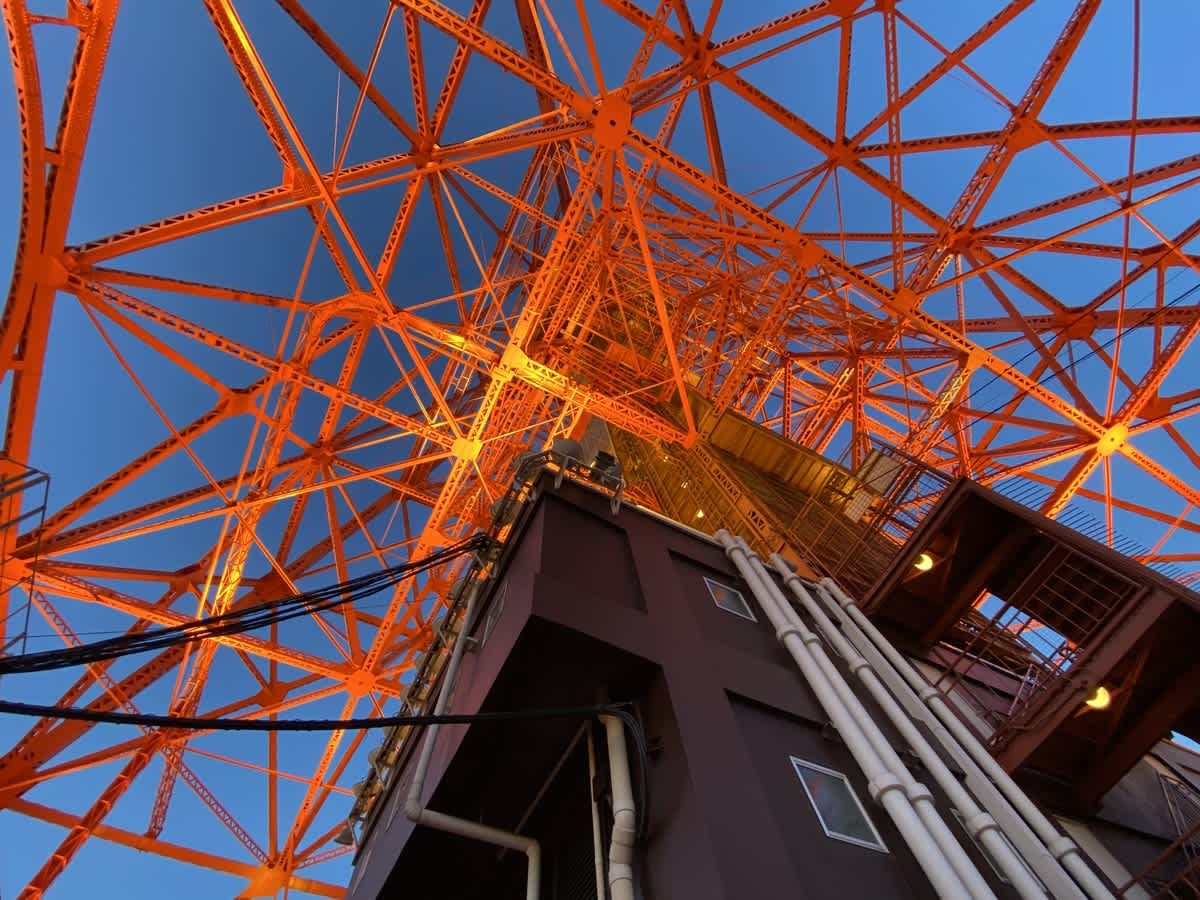 https://res.cloudinary.com/trpfrog/blog/tokyotower-walking/20210324230938