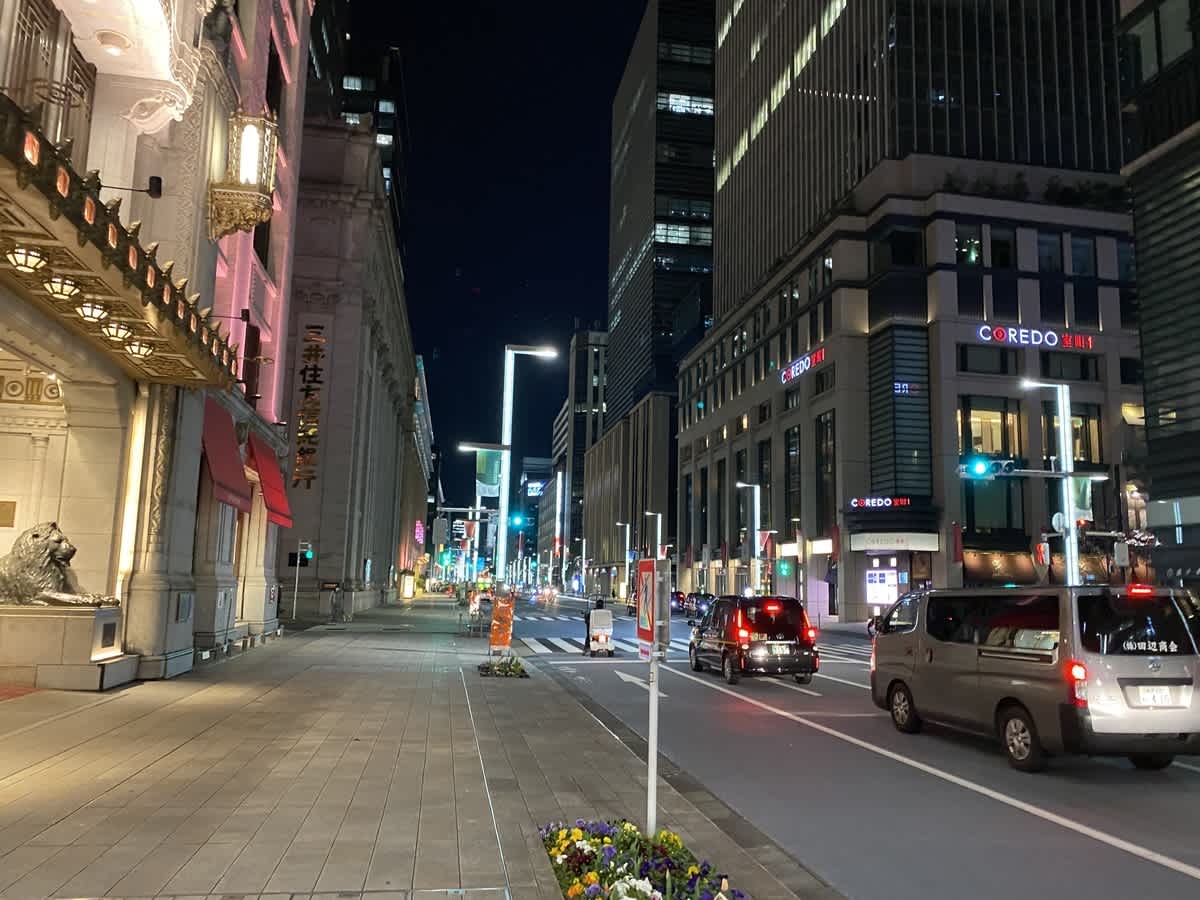 https://res.cloudinary.com/trpfrog/blog/tokyotower-walking/20210325171003