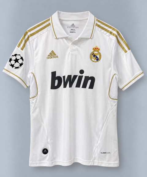 Real Madrid 11/12 · Özil