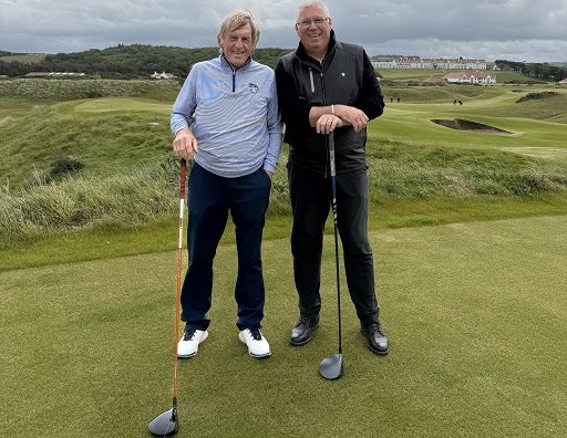 two men golfing