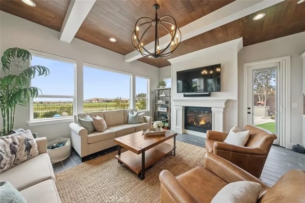 House sit in Nipomo, CA, US