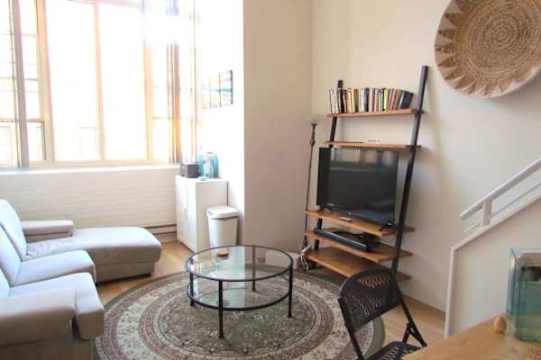 House sit in Philadelphia, PA, US