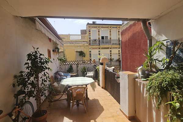 House sit in Valencia, Spain