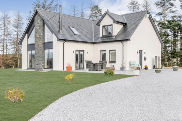 House sit in Lhanbryde, United Kingdom