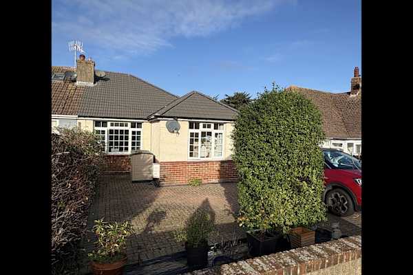 House sit in Polegate, United Kingdom