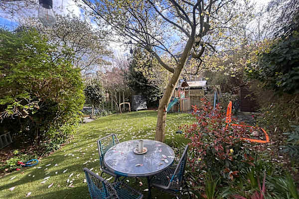 House sit in London, United Kingdom